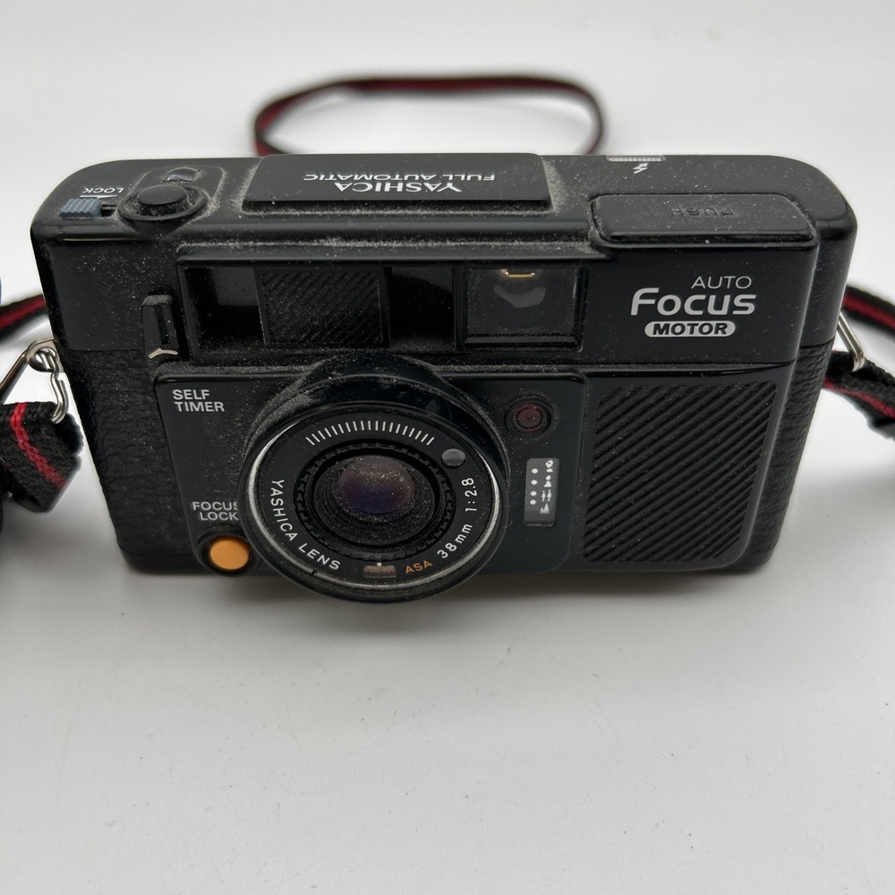 Yashica Auto Focus Motor Full Automatic 38mm Vintage Camera w/Case
